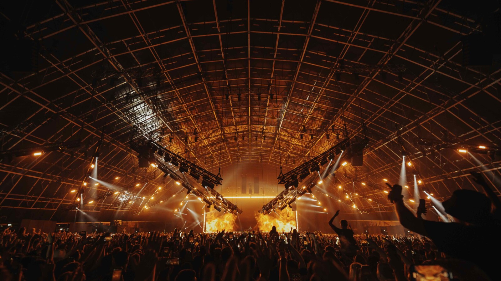 STEEL YARD