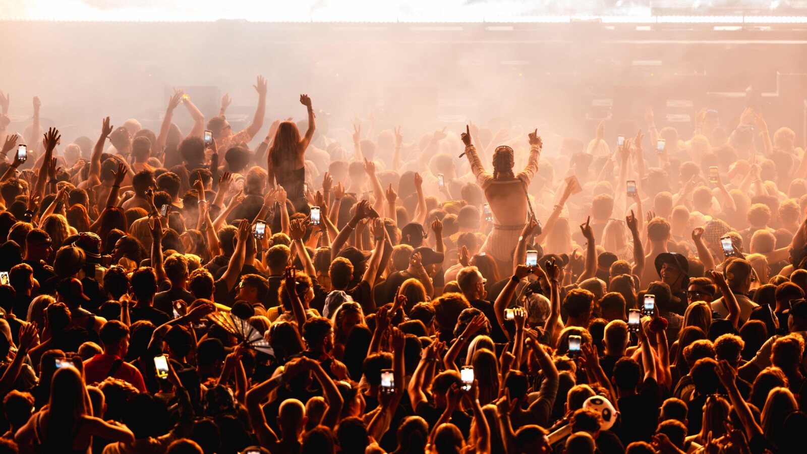 Rockstar Energy presents Creamfields 2025 - Crowd on mainstage.